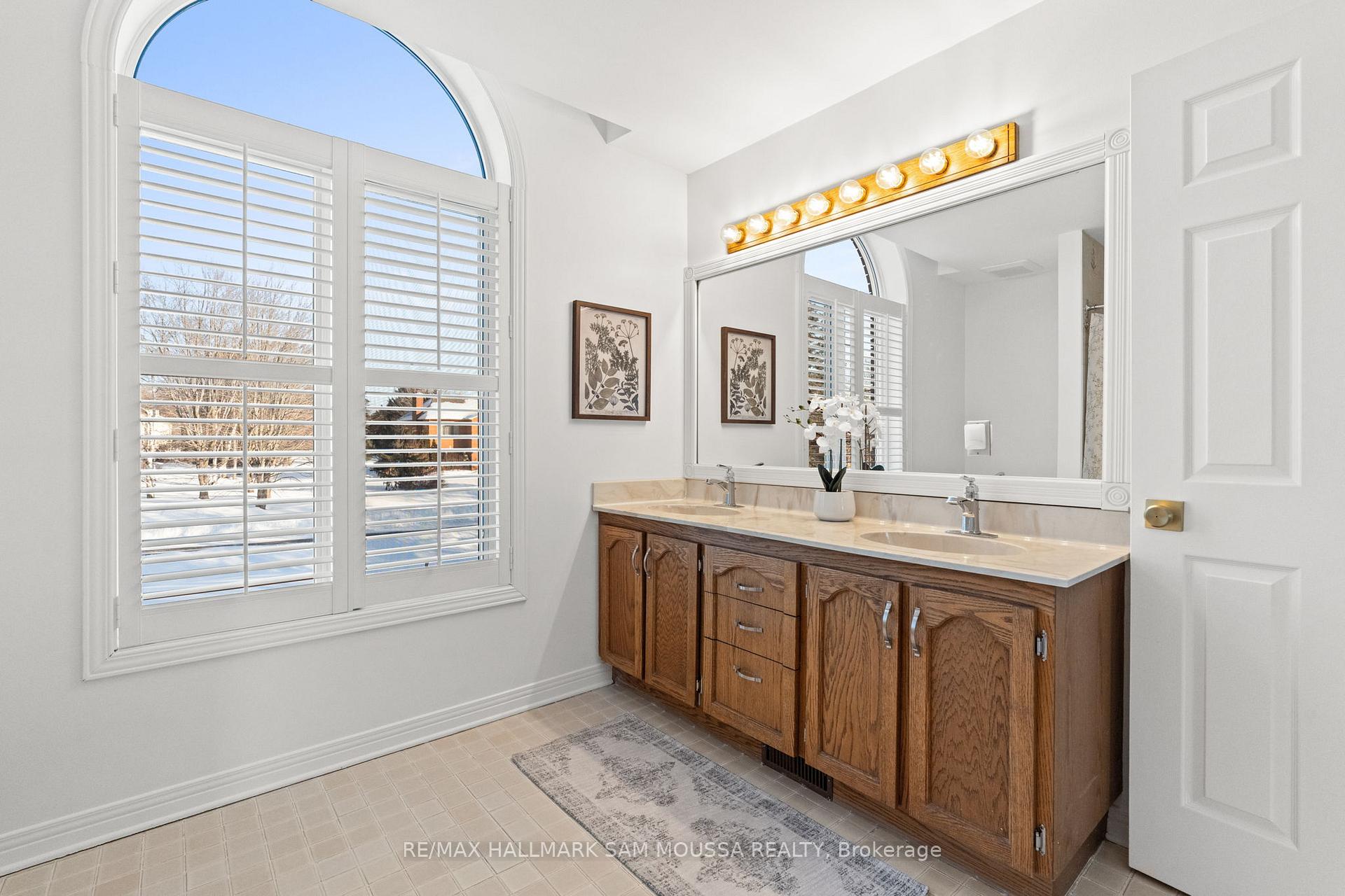 Photo 32 of 5496 Whitewood Avenue, Ottawa, Manotick Village & Manotick Estates — HOMEH