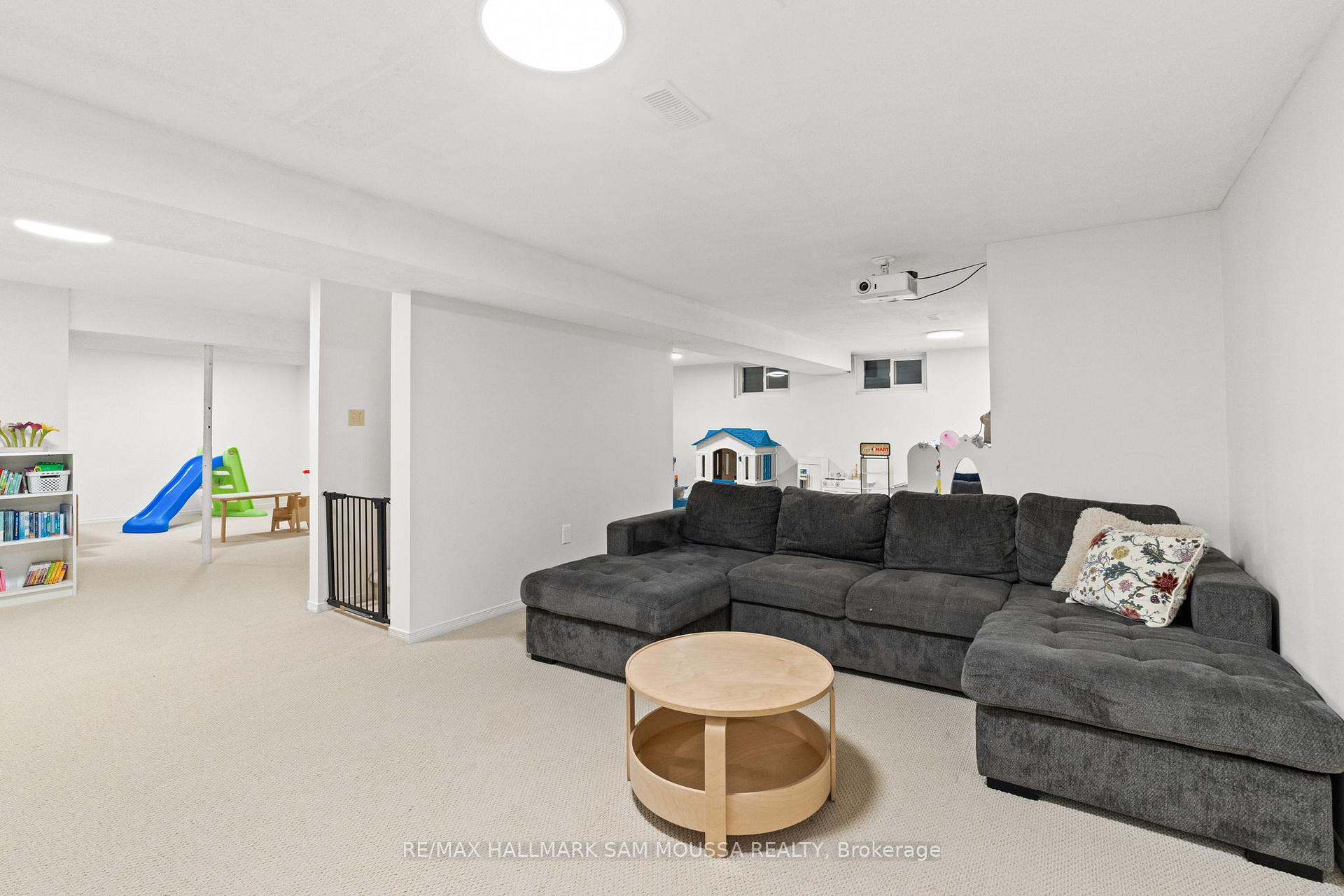 Photo 33 of 5496 Whitewood Avenue, Ottawa, Manotick Village & Manotick Estates — HOMEH