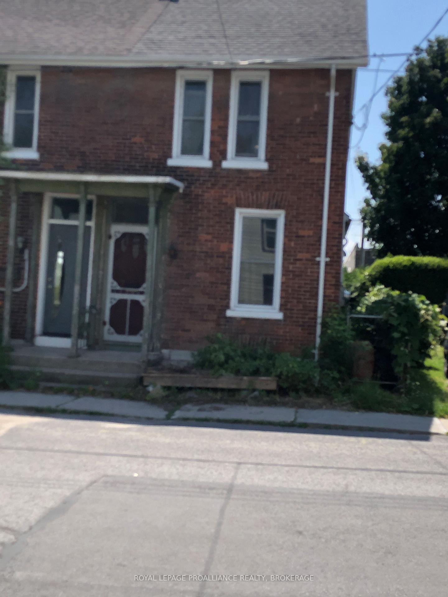 Photo 2 of 536 Bagot Street, Kingston, East of Sir John A. Blvd — HOMEH