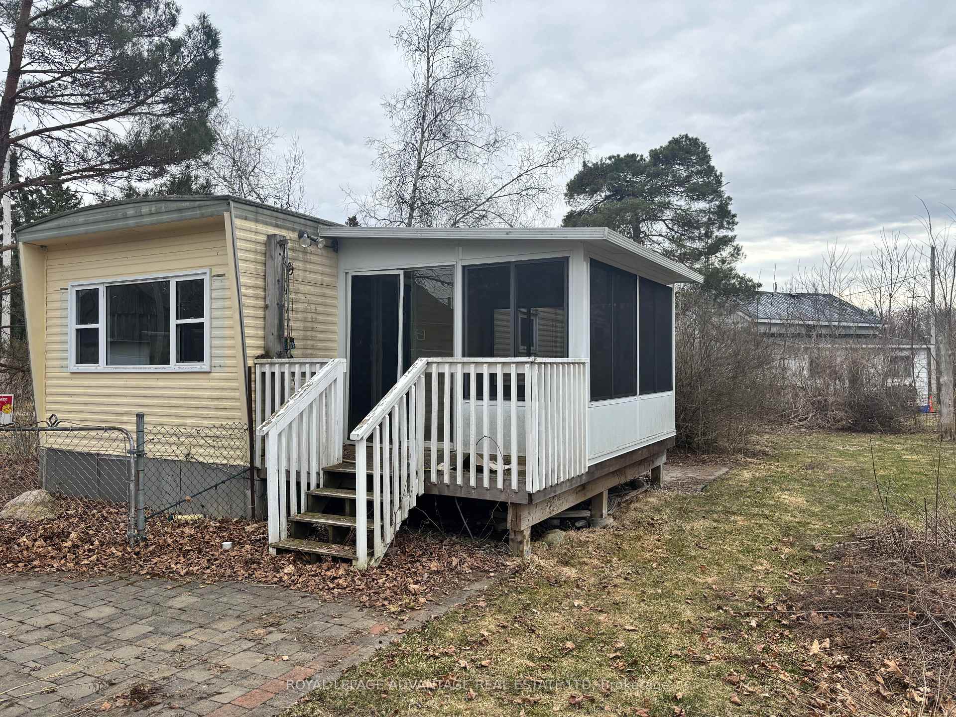 Photo 4 of 7 Mary Street, Rideau Lakes, Rideau Lakes (South Crosby) Twp — HOMEH