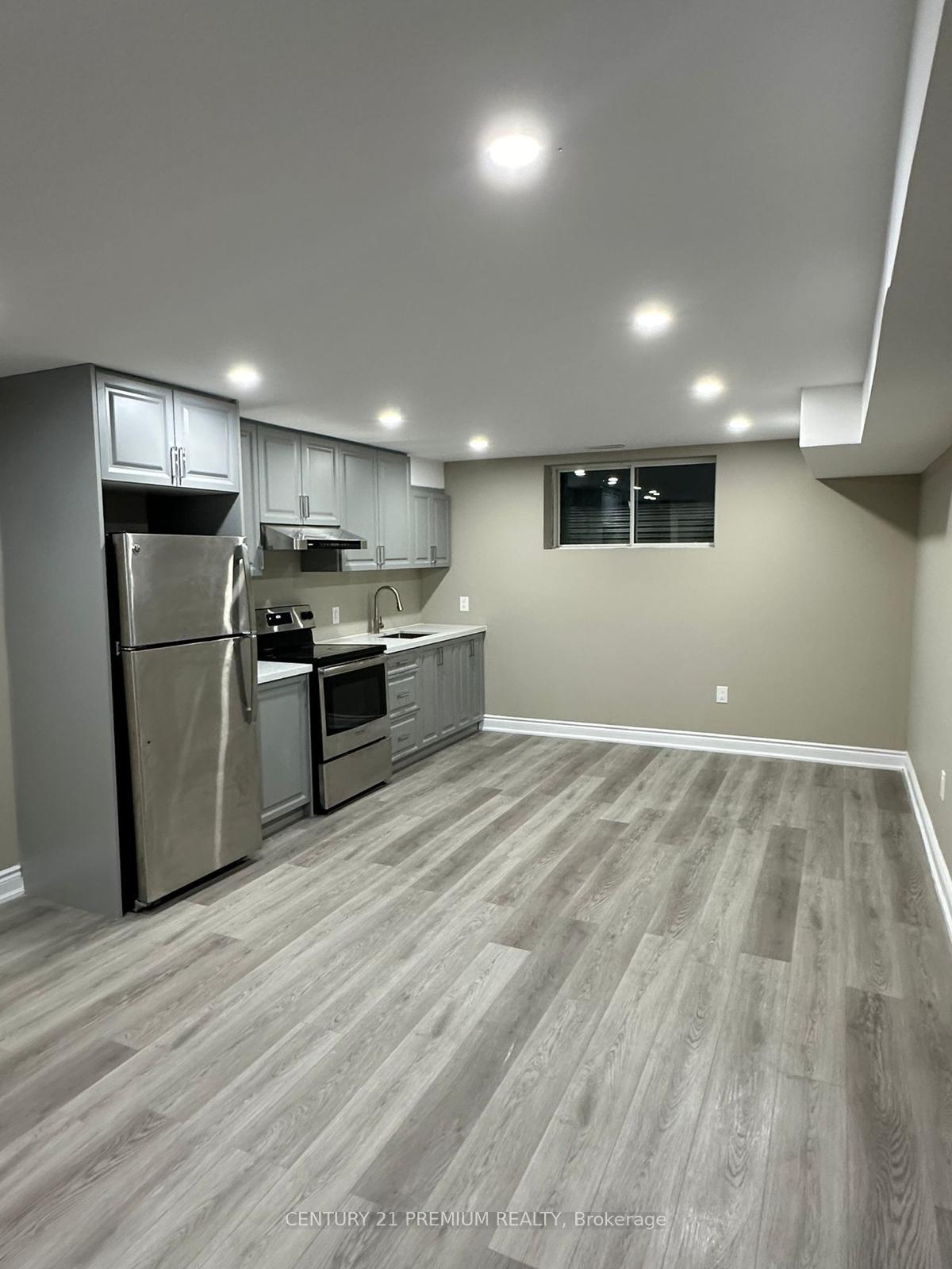 Photo 4 of Unit Bsmt, 585 Blair Creek Drive, Kitchener, Doon South — HOMEH