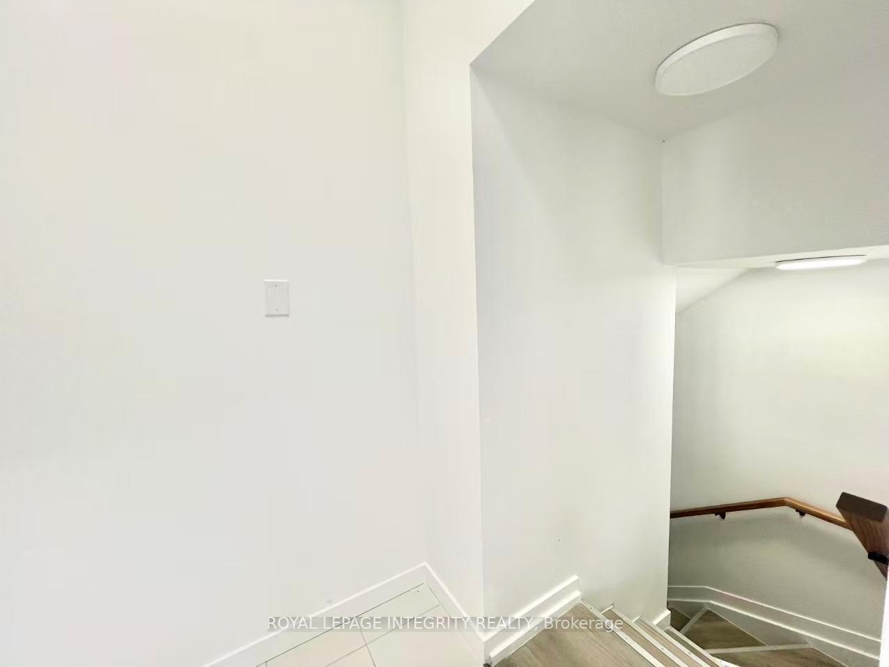 Photo 3 of Unit Basement, 165 Gosling Crescent, Ottawa, Kanata - Morgan's Grant/South March — HOMEH