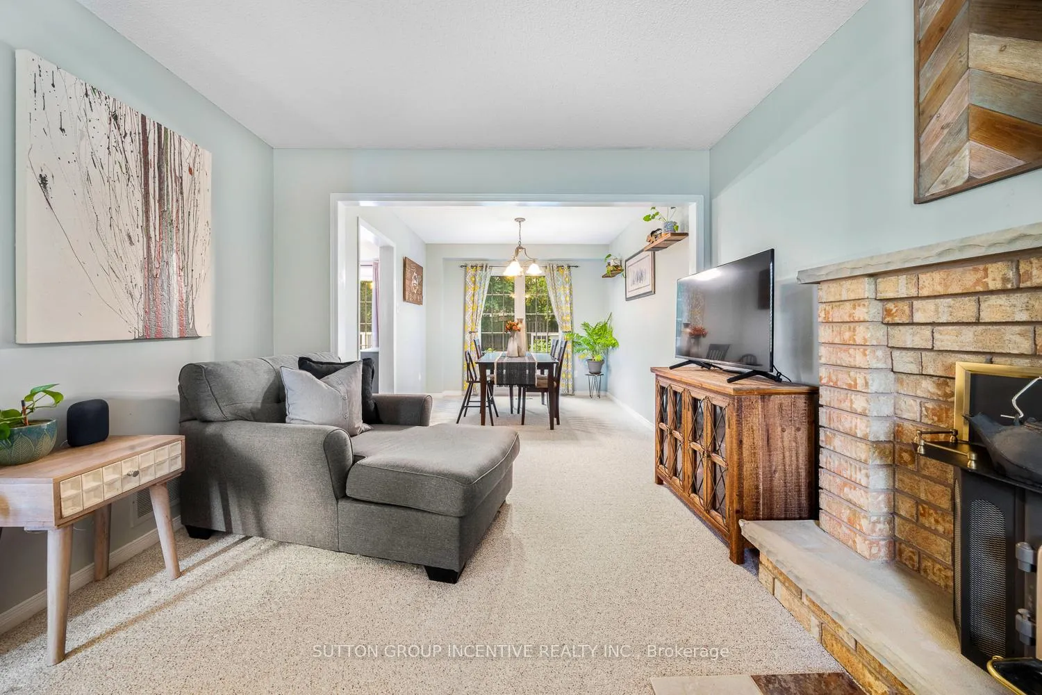 Photo 11 of 18 Heritage Road, Innisfil, Cookstown — HOMEH