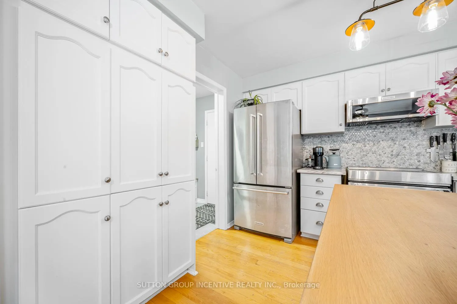 Photo 21 of 18 Heritage Road, Innisfil, Cookstown — HOMEH