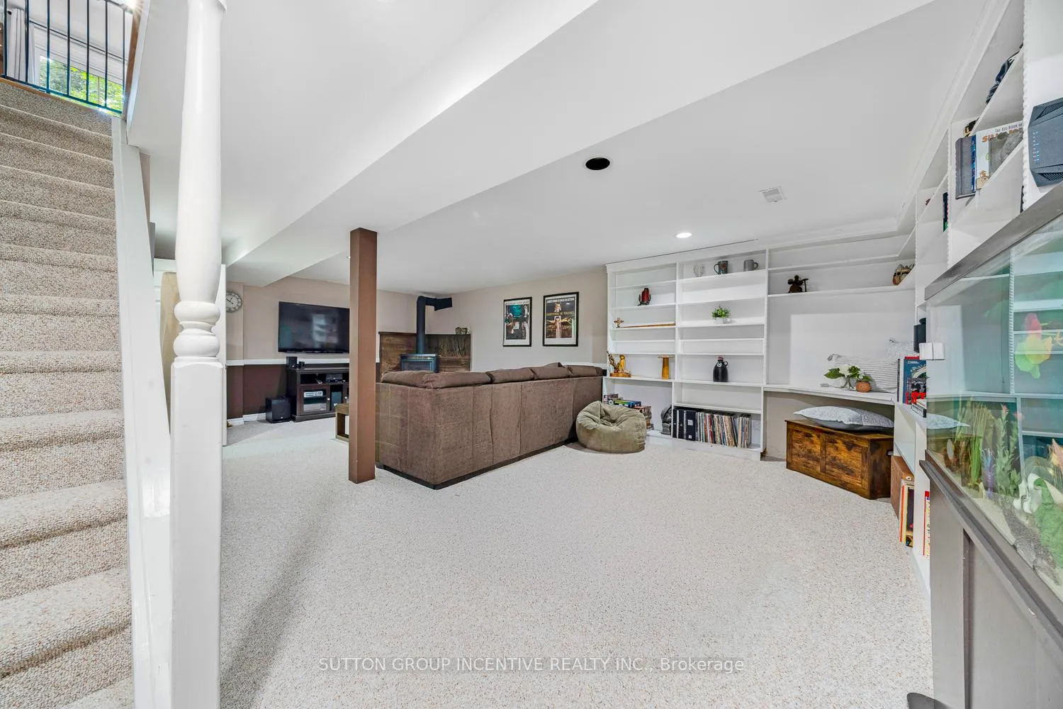 Photo 33 of 18 Heritage Road, Innisfil, Cookstown — HOMEH