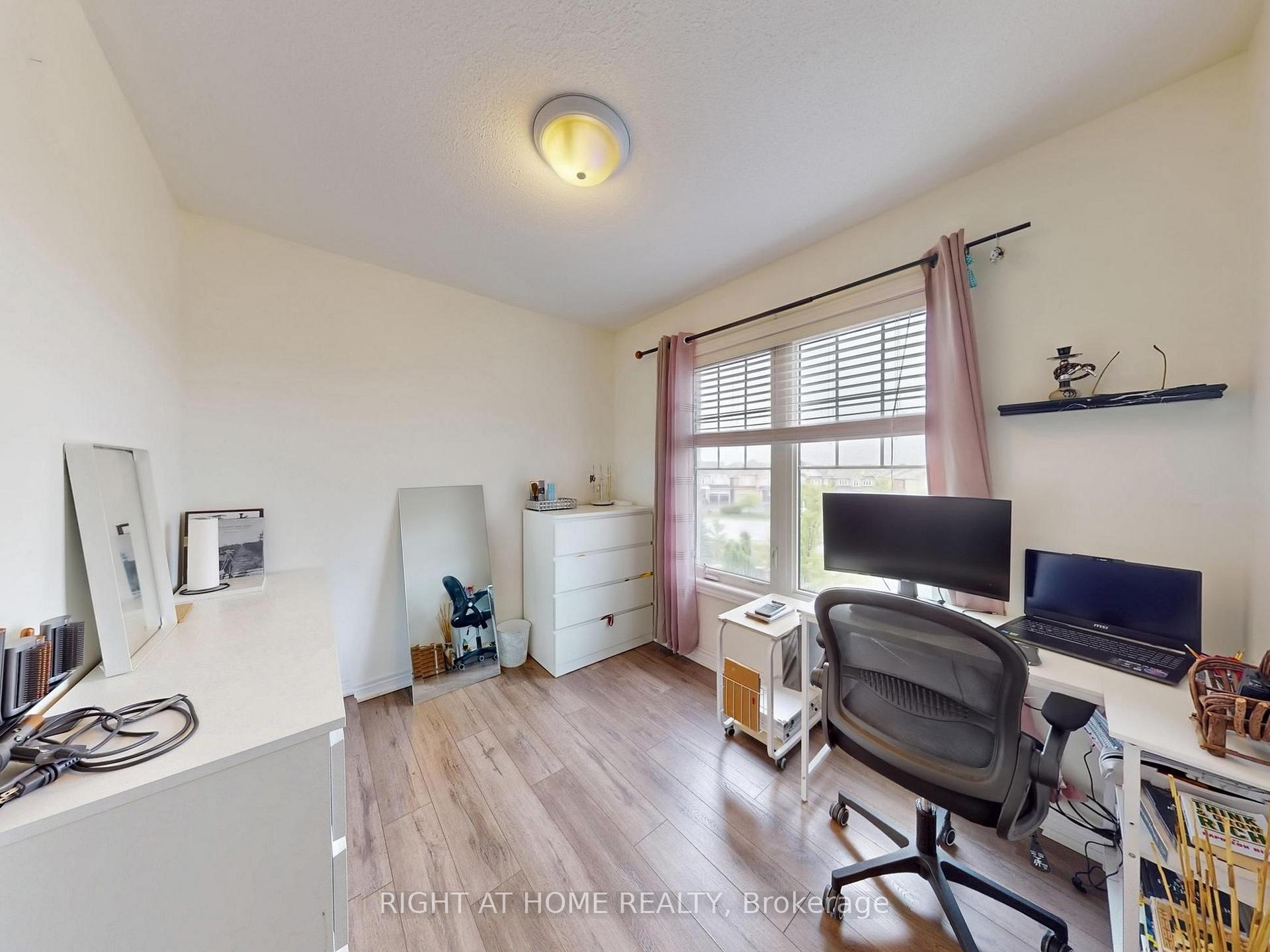 Photo 27 of 168 Dundas Way N, Markham, Greensborough — HOMEH