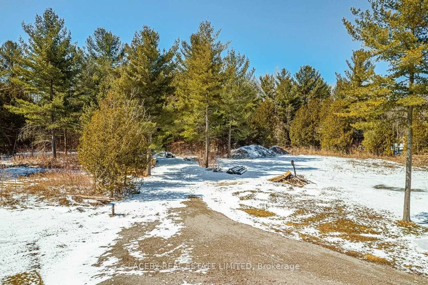 Photo 9 of 1544 7th Line, Innisfil, Rural Innisfil — HOMEH