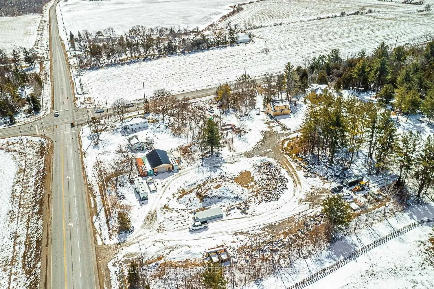 Photo 16 of 1544 7th Line, Innisfil, Rural Innisfil — HOMEH