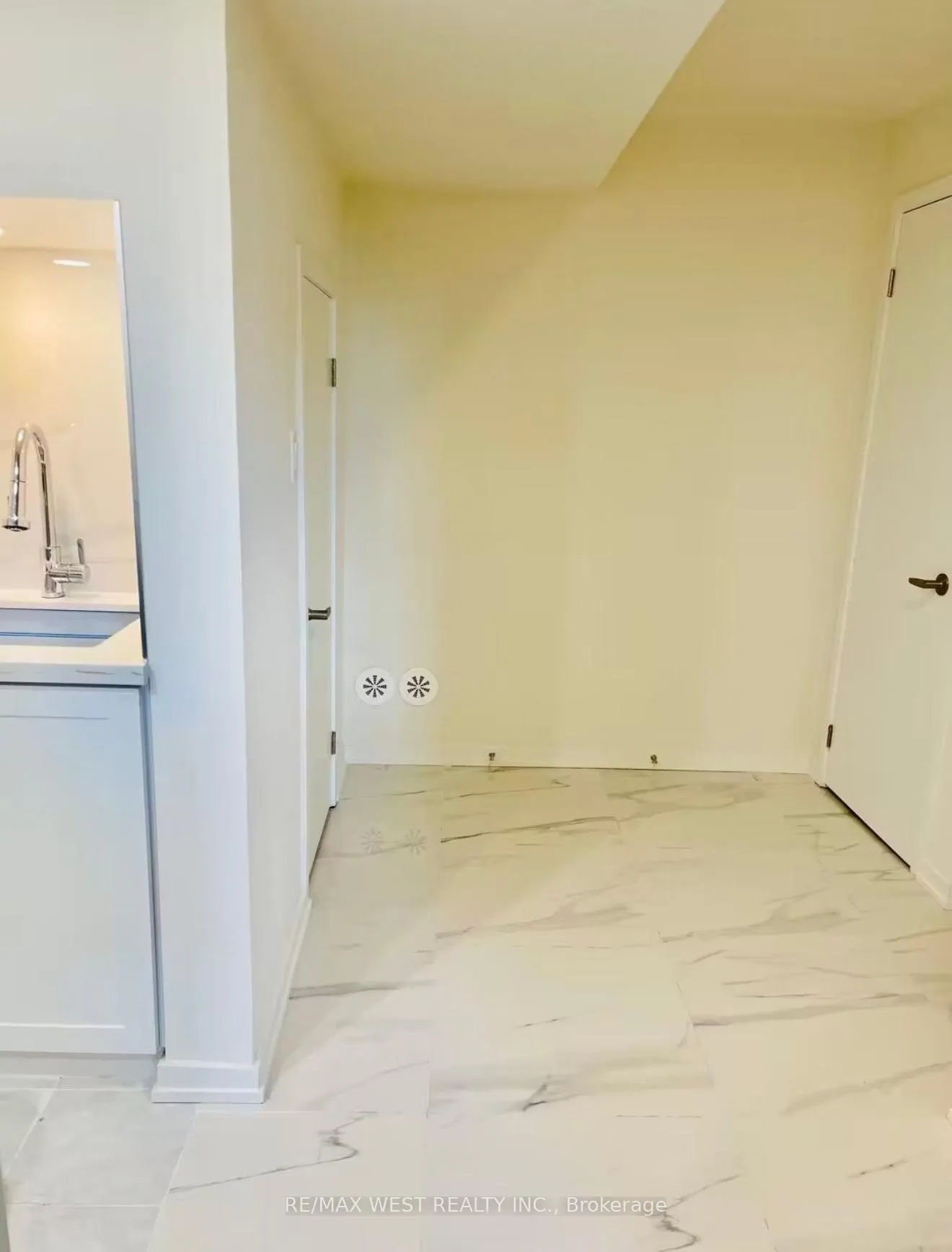 Photo 7 of Unit BSMT, 14 Pantheon Lane, Markham, Wismer — HOMEH