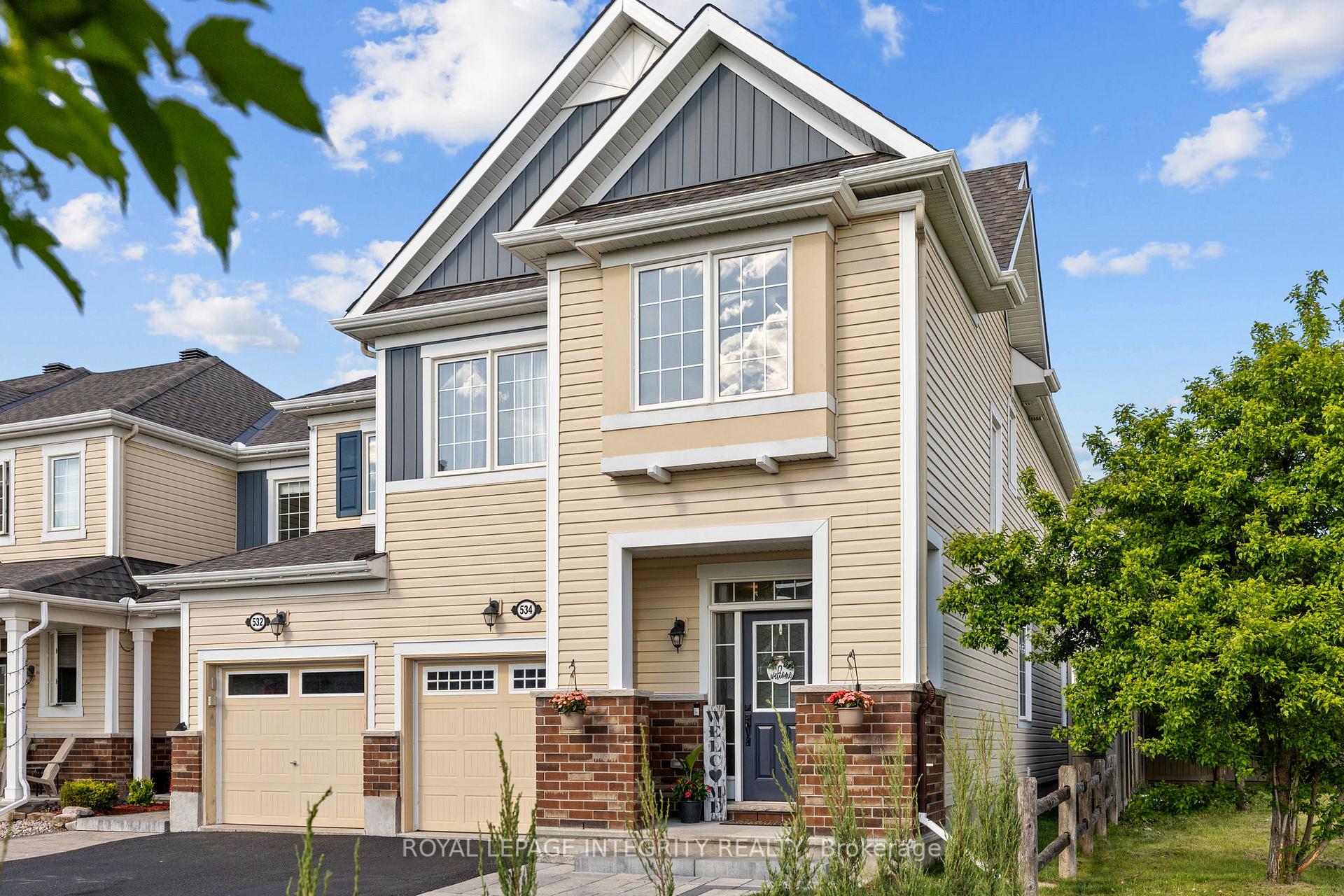 Photo 2 of 534 Meadowcreek Circle, Ottawa, Kanata - Emerald Meadows/Trailwest — HOMEH