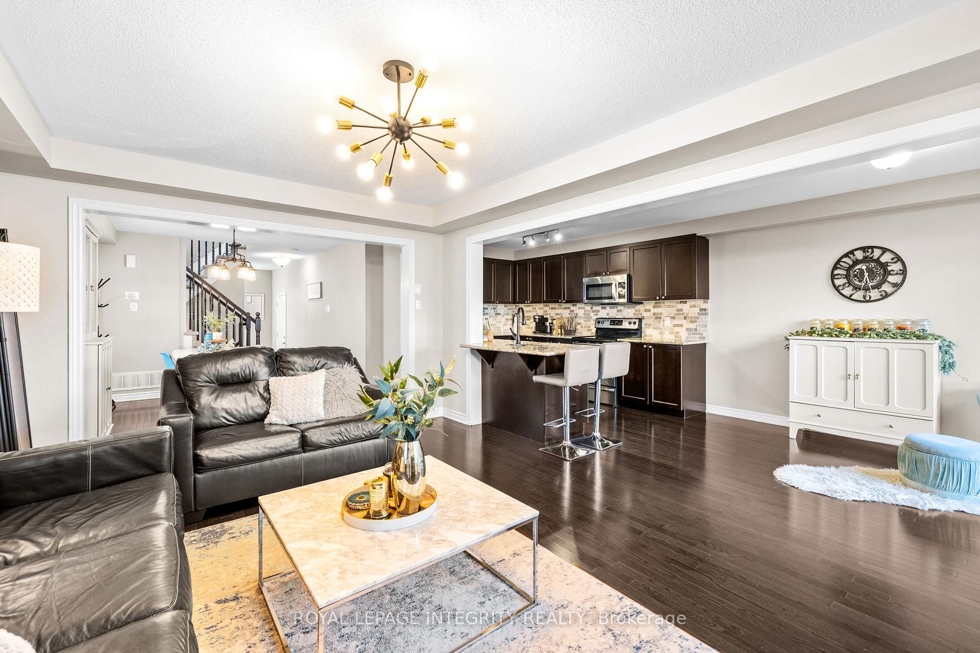 Photo 7 of 534 Meadowcreek Circle, Ottawa, Kanata - Emerald Meadows/Trailwest — HOMEH