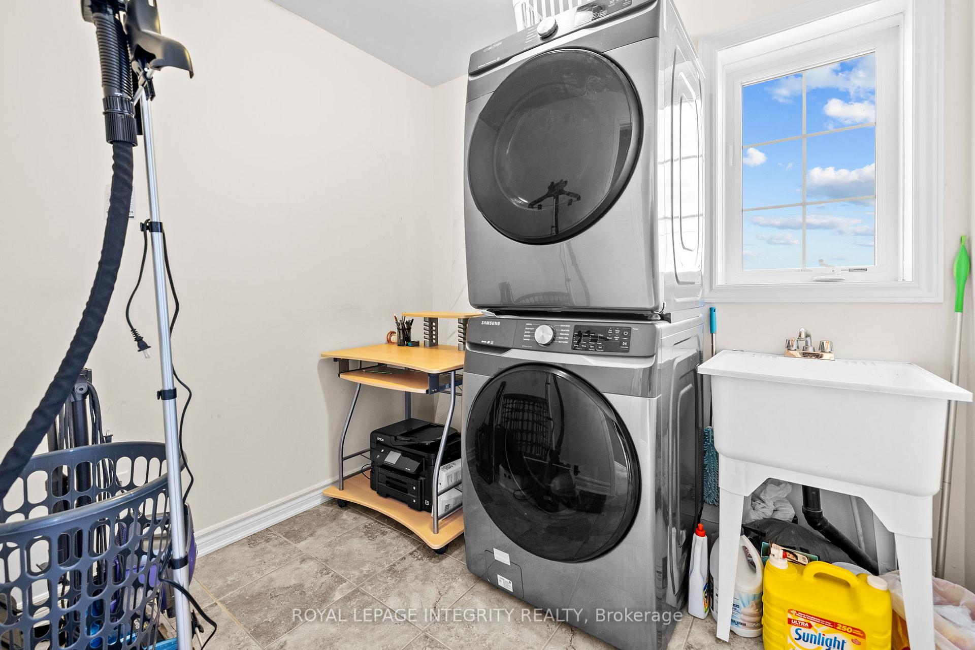 Photo 31 of 534 Meadowcreek Circle, Ottawa, Kanata - Emerald Meadows/Trailwest — HOMEH