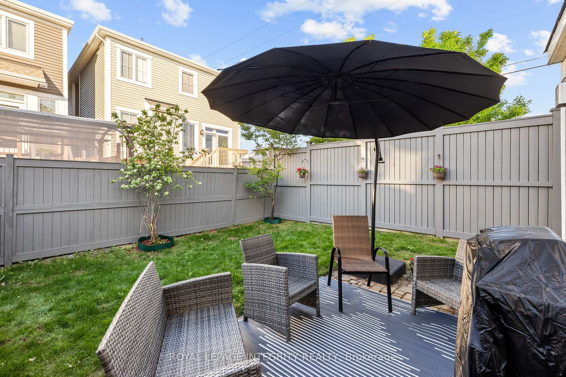 Photo 37 of 534 Meadowcreek Circle, Ottawa, Kanata - Emerald Meadows/Trailwest — HOMEH