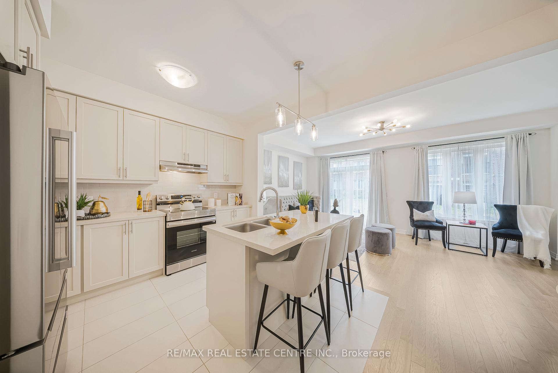 Photo 16 of 168 Beckview Drive, Kitchener — HOMEH