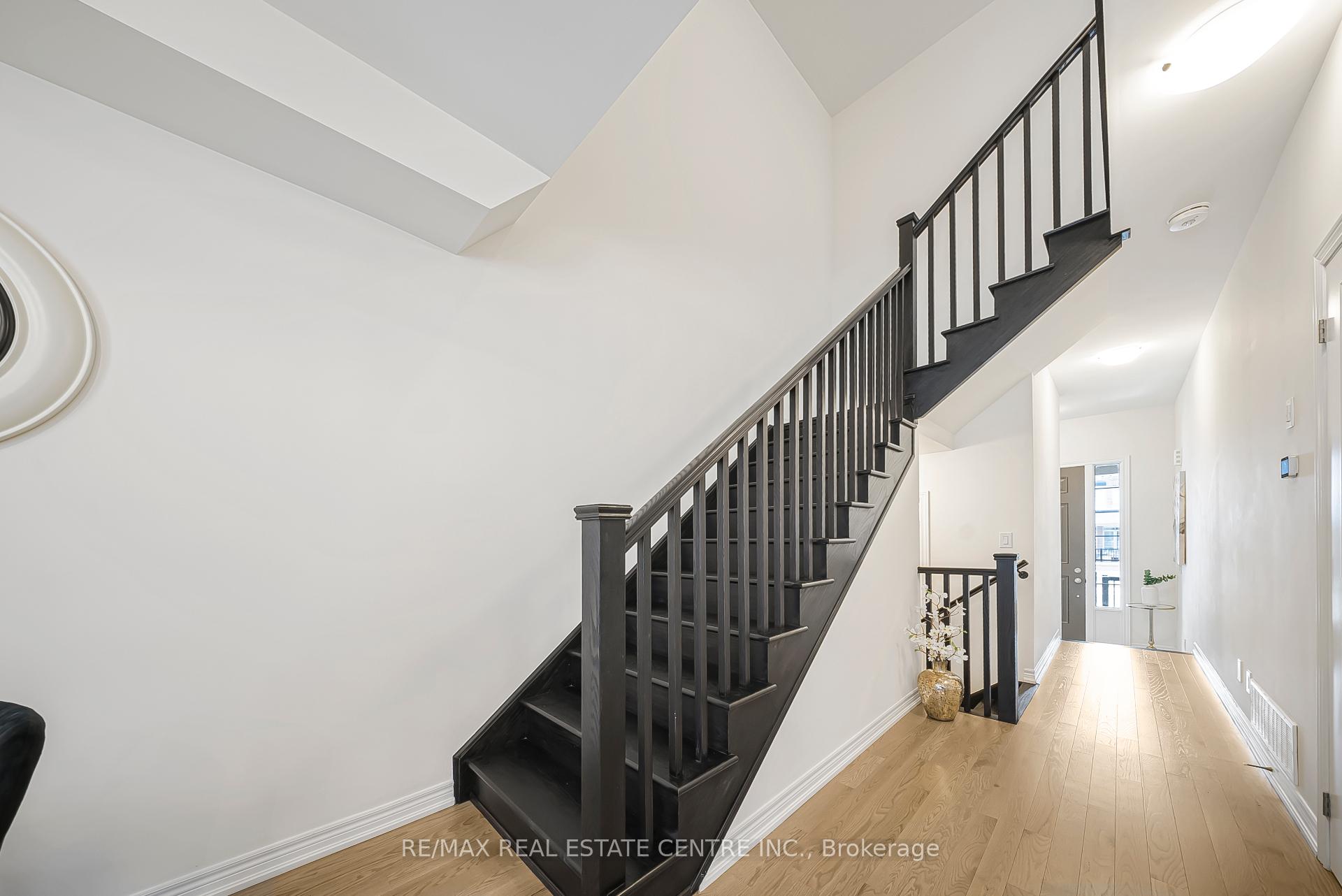 Photo 24 of 168 Beckview Drive, Kitchener — HOMEH