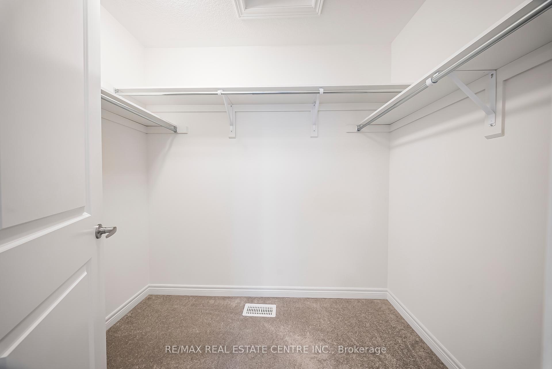 Photo 29 of 168 Beckview Drive, Kitchener — HOMEH
