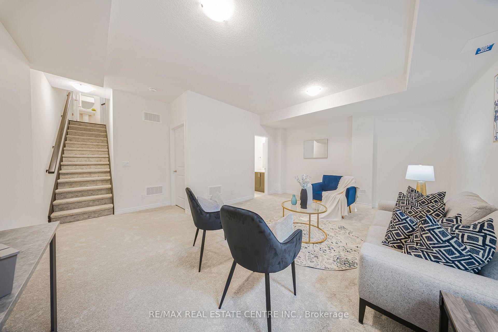 Photo 40 of 168 Beckview Drive, Kitchener — HOMEH