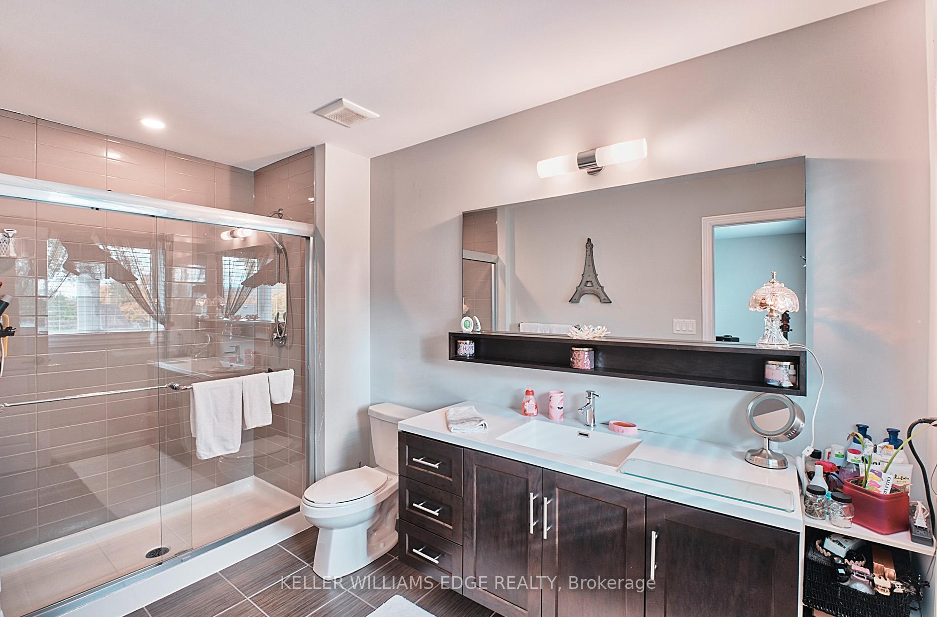 Photo 4 of Unit 39, 288 Glover Road, Hamilton, Fruitland — HOMEH