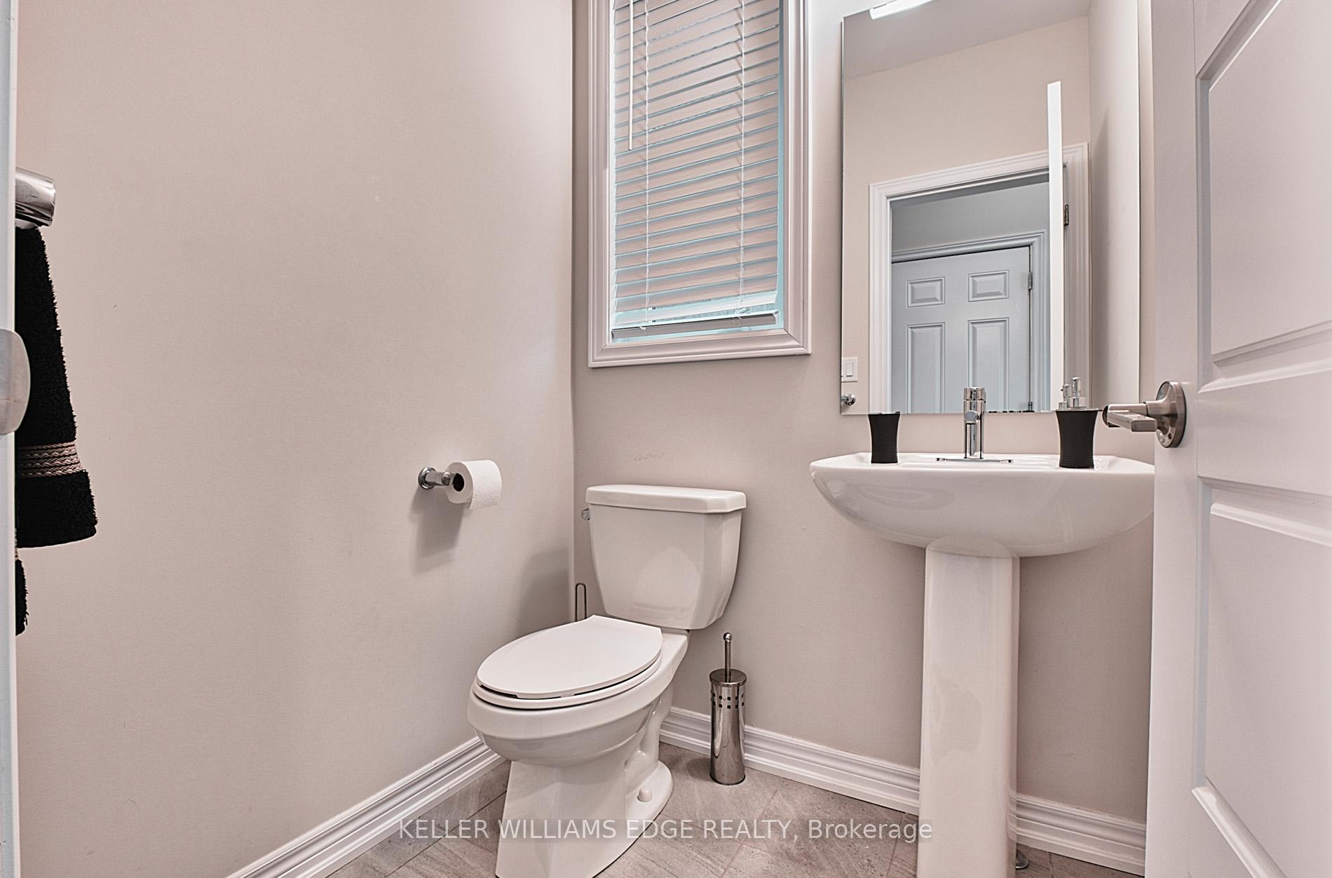 Photo 9 of Unit 39, 288 Glover Road, Hamilton, Fruitland — HOMEH