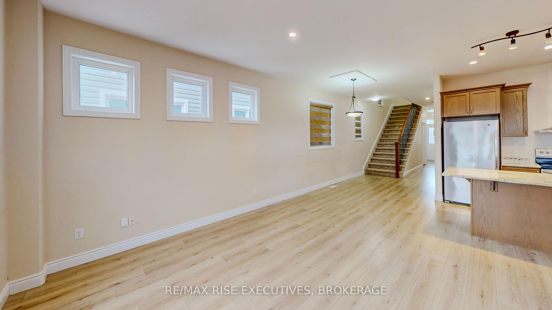 Photo 3 of 467 Beth Crescent, Kingston, City Northwest — HOMEH