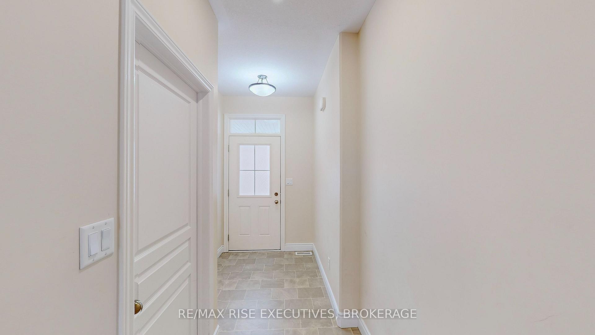 Photo 7 of 467 Beth Crescent, Kingston, City Northwest — HOMEH