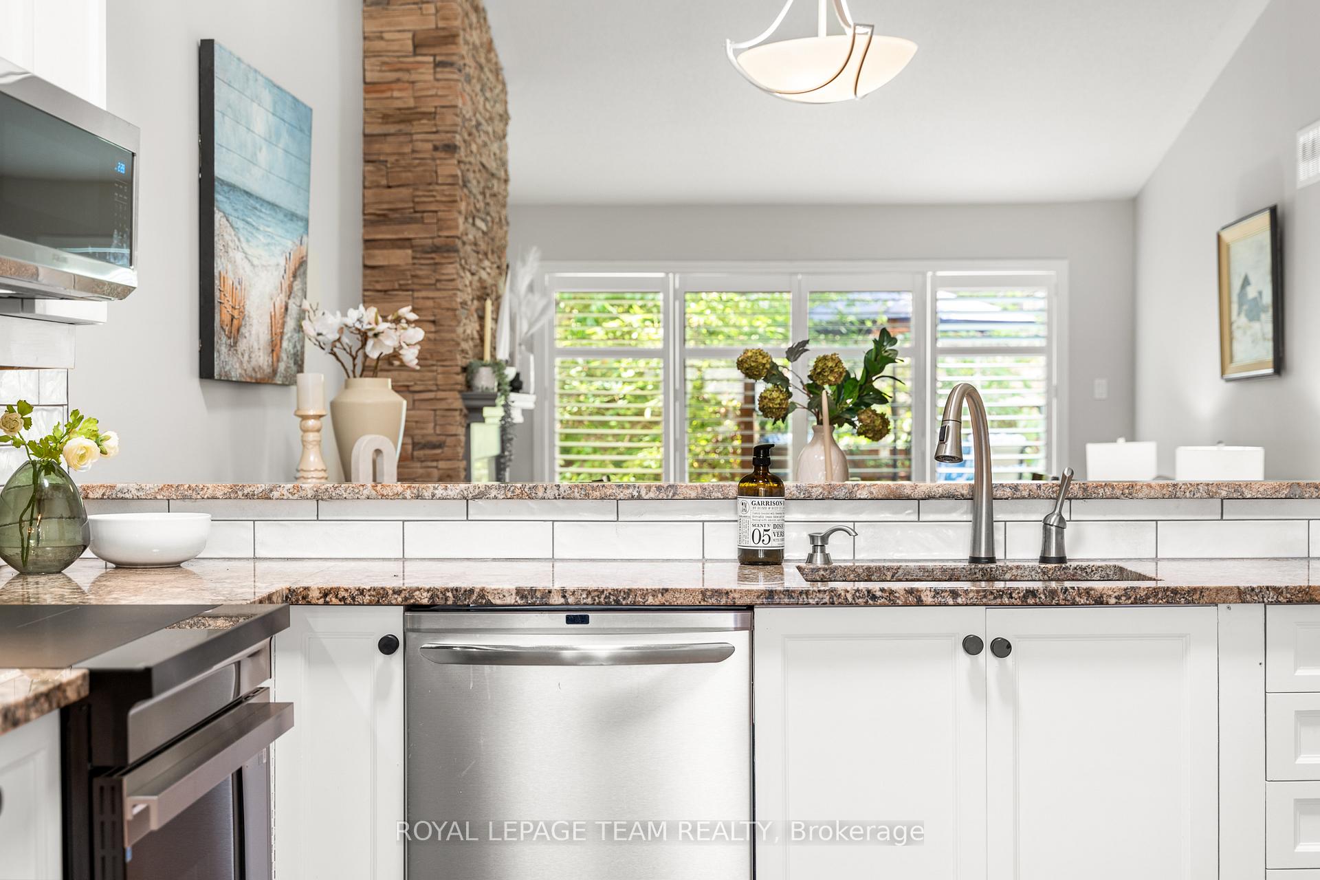 Photo 23 of 58 Nighthawk Crescent, Ottawa, Kanata - Bridlewood — HOMEH
