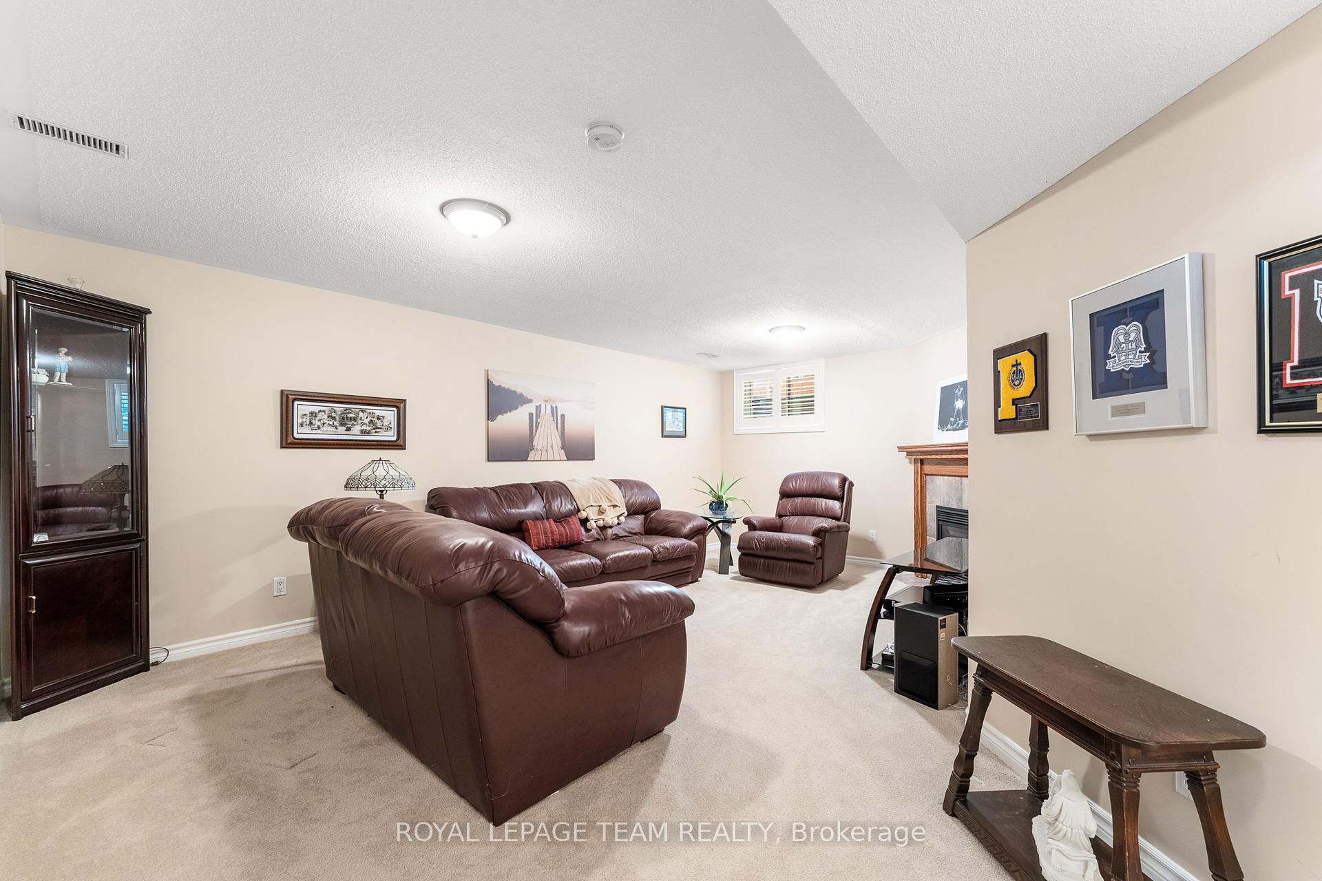 Photo 37 of 58 Nighthawk Crescent, Ottawa, Kanata - Bridlewood — HOMEH