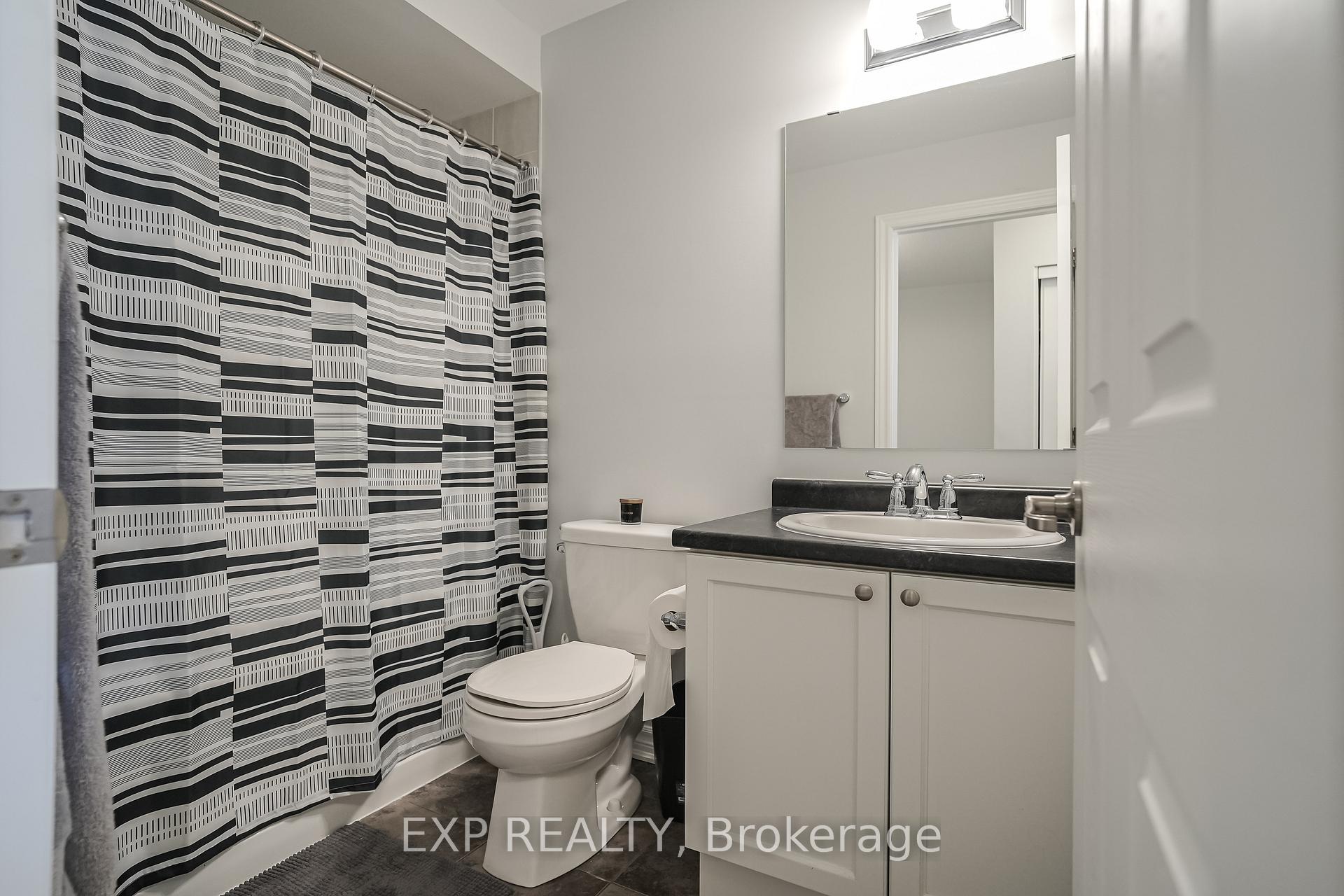 Photo 12 of 595 Foxlight Circle, Ottawa, Kanata - Emerald Meadows/Trailwest — HOMEH