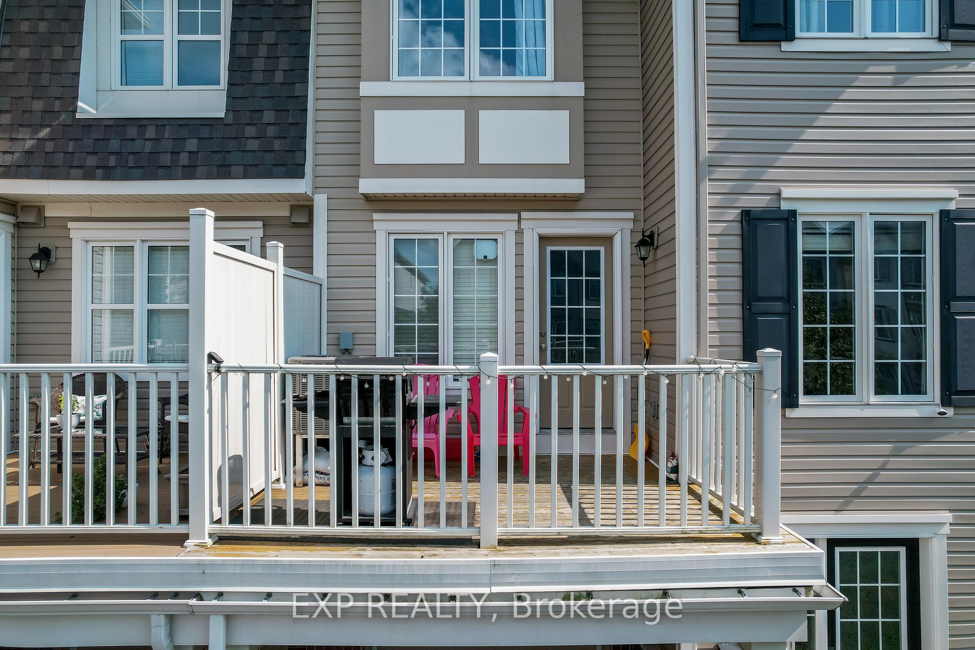Photo 16 of 595 Foxlight Circle, Ottawa, Kanata - Emerald Meadows/Trailwest — HOMEH