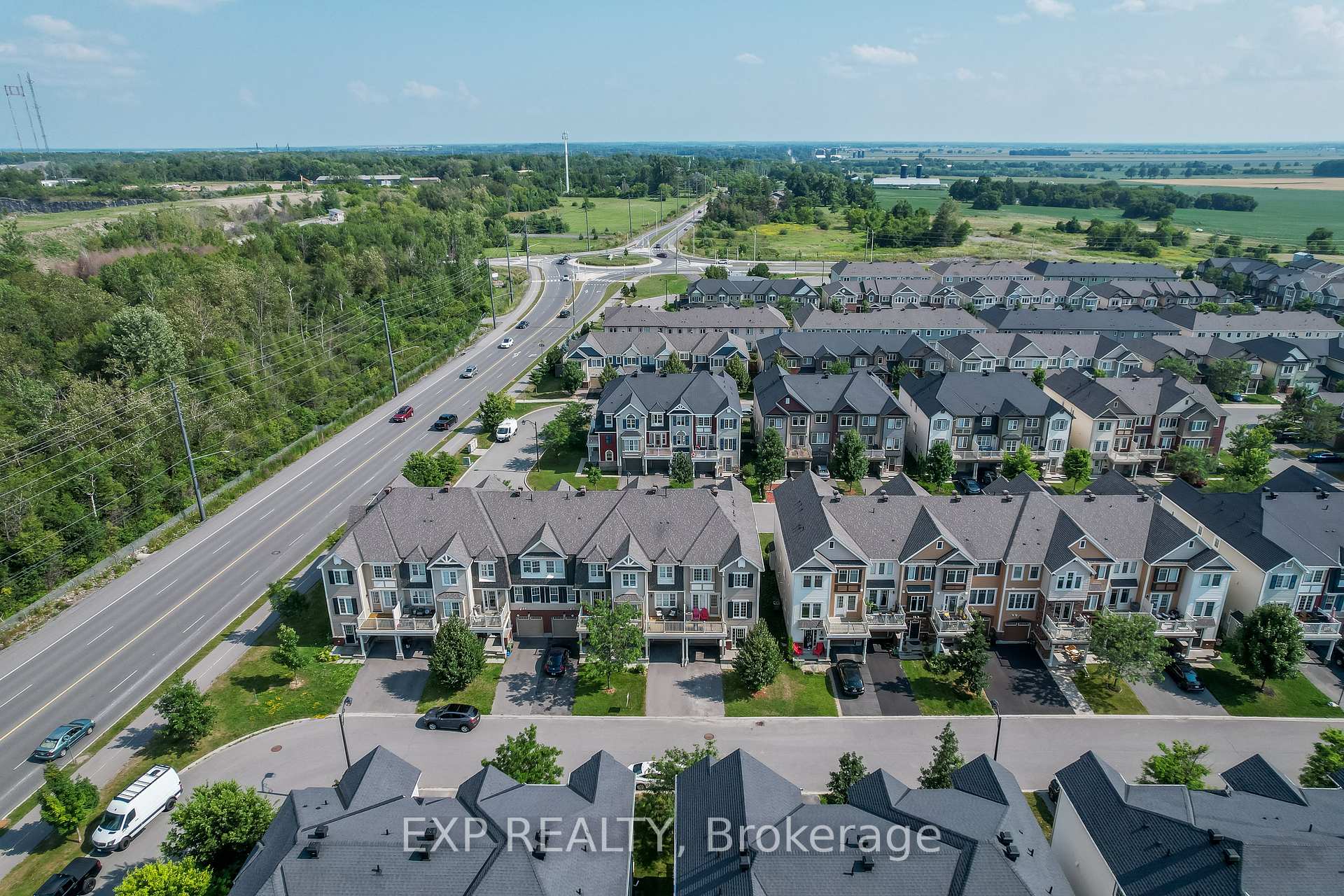 Photo 17 of 595 Foxlight Circle, Ottawa, Kanata - Emerald Meadows/Trailwest — HOMEH