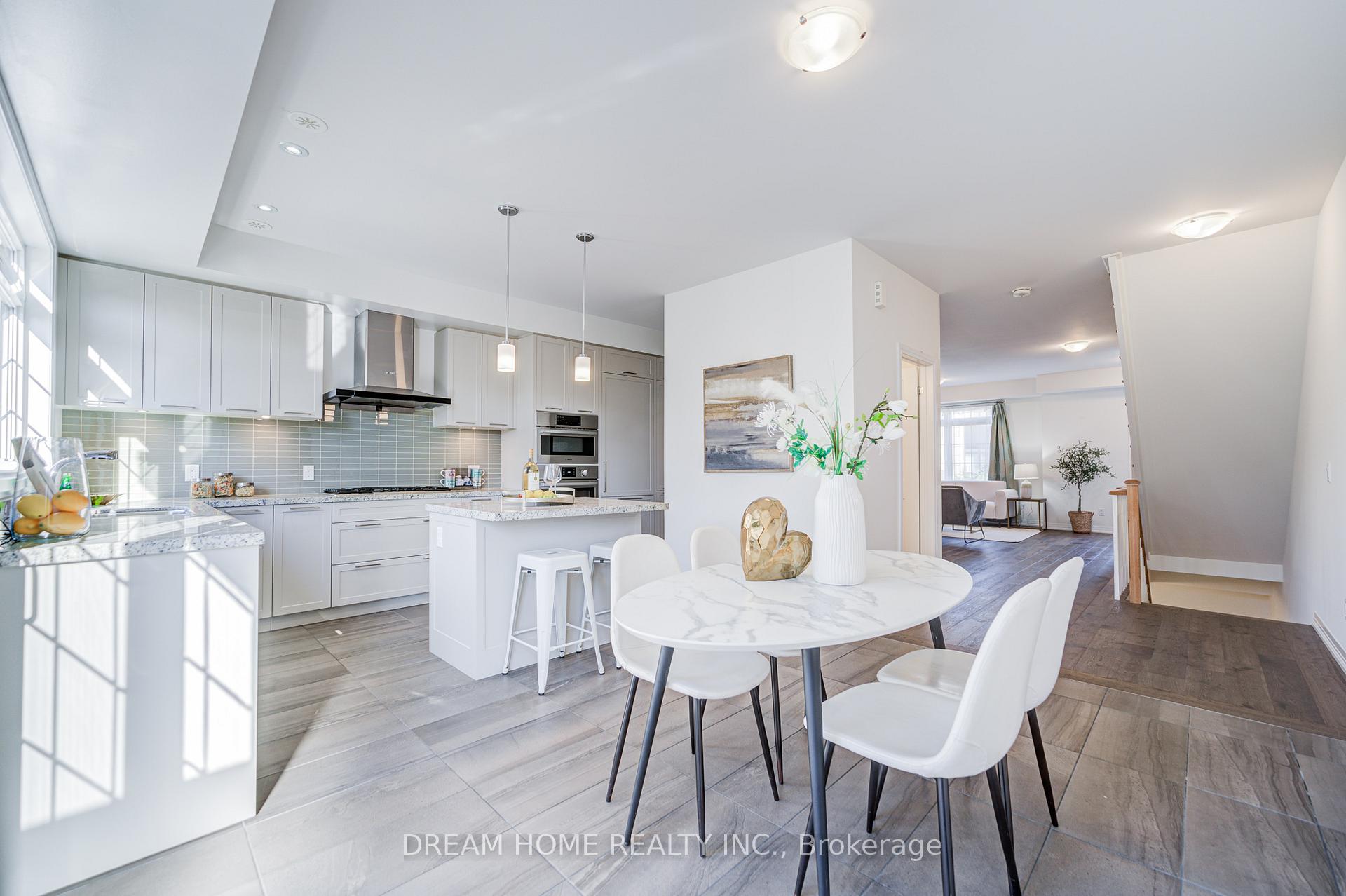 Photo 19 of 288 Buchanan Drive, Markham, Unionville — HOMEH