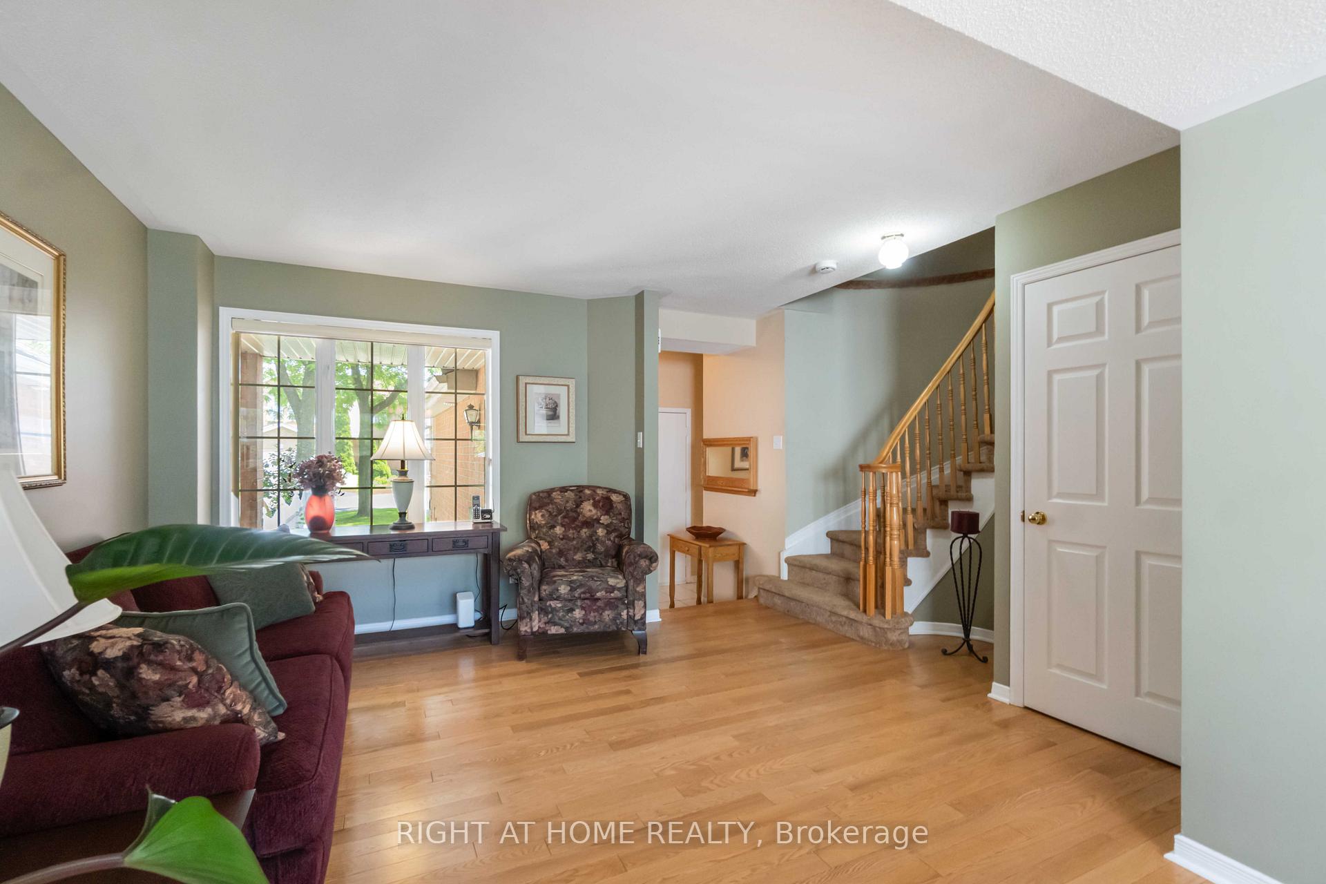Photo 7 of 87 Cohen Avenue, Ottawa, Kanata - Katimavik — HOMEH