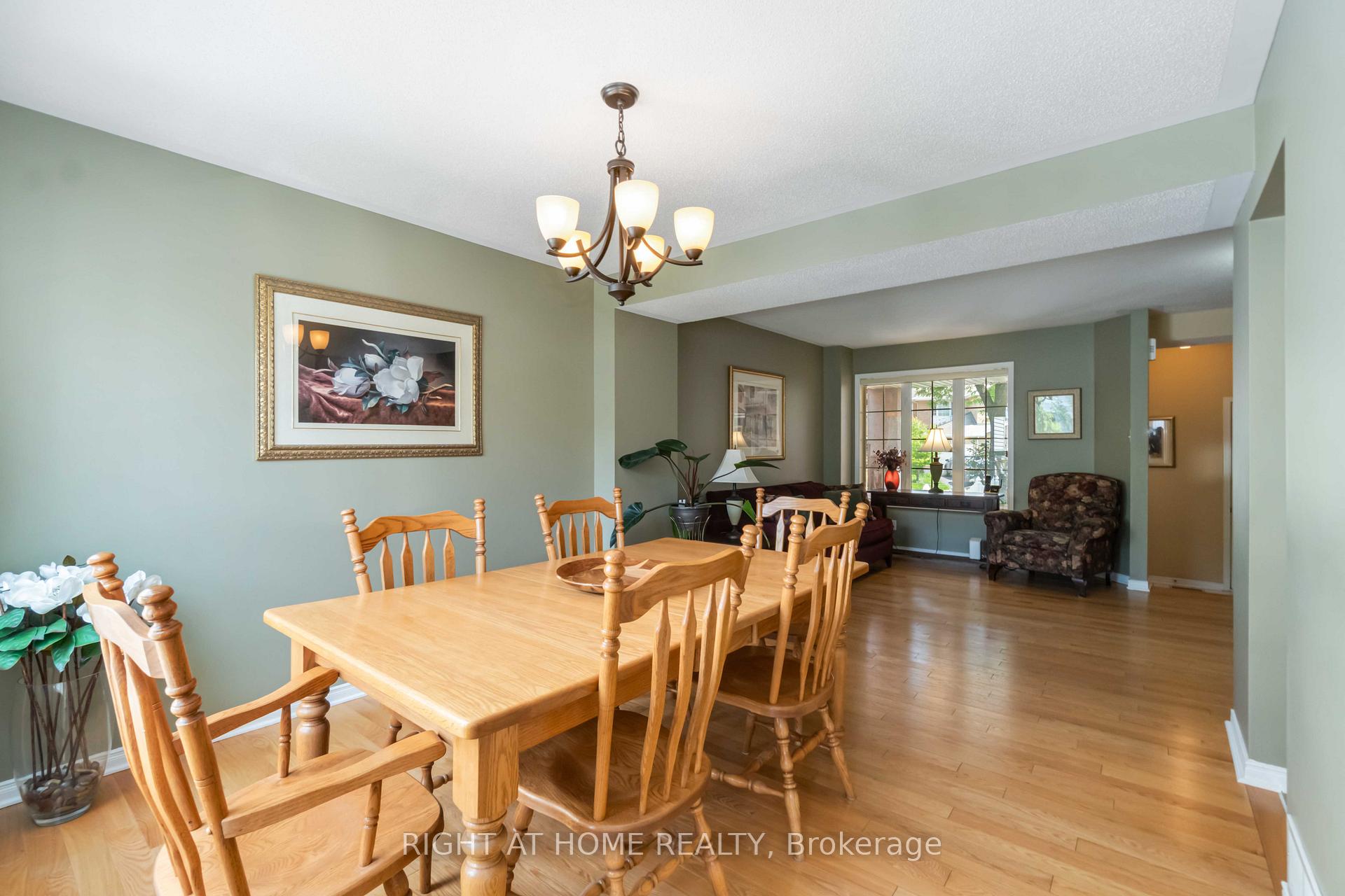 Photo 8 of 87 Cohen Avenue, Ottawa, Kanata - Katimavik — HOMEH