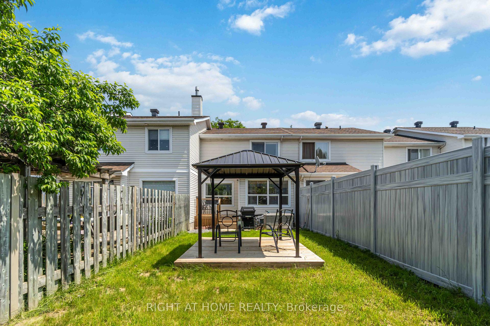 Photo 28 of 87 Cohen Avenue, Ottawa, Kanata - Katimavik — HOMEH