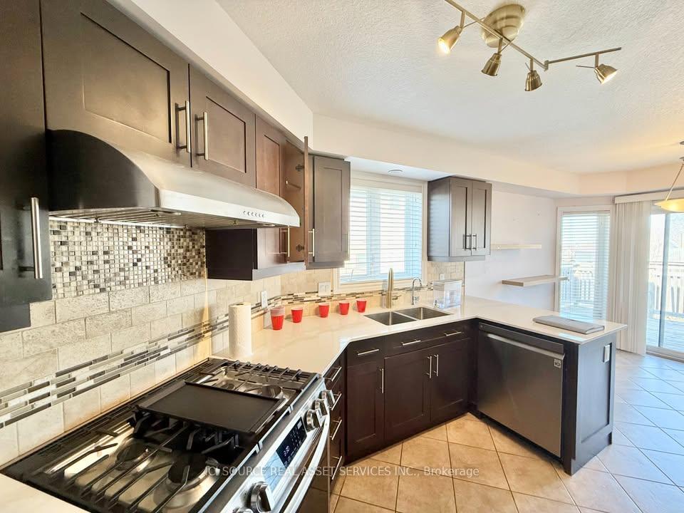 Photo 1 of 561 Isaiah Crescent, Kitchener, Larentian West — HOMEH