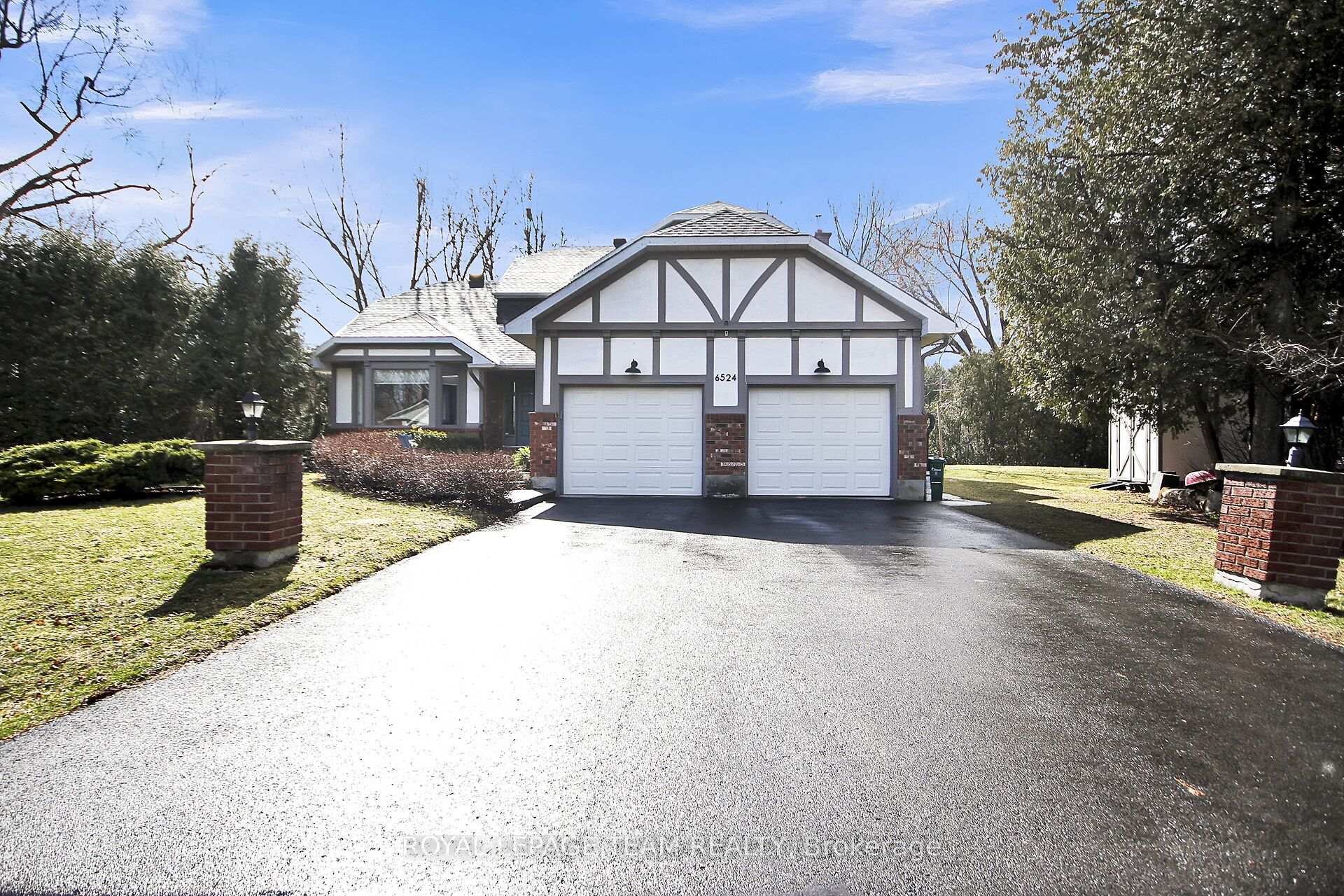 Photo 2 of 6524 Timagami Court, Ottawa, Manotick South to Roger Stevens — HOMEH