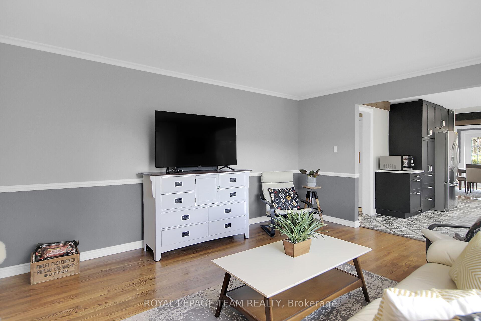 Photo 17 of 6524 Timagami Court, Ottawa, Manotick South to Roger Stevens — HOMEH