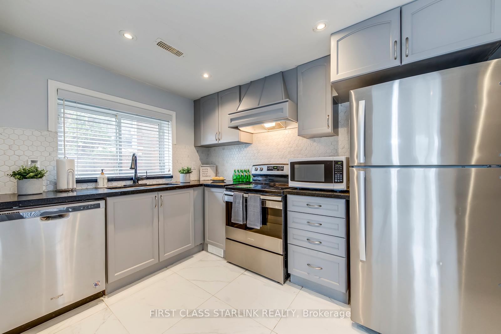 Photo 8 of 706 West 5th Street, Hamilton, Rolston — HOMEH