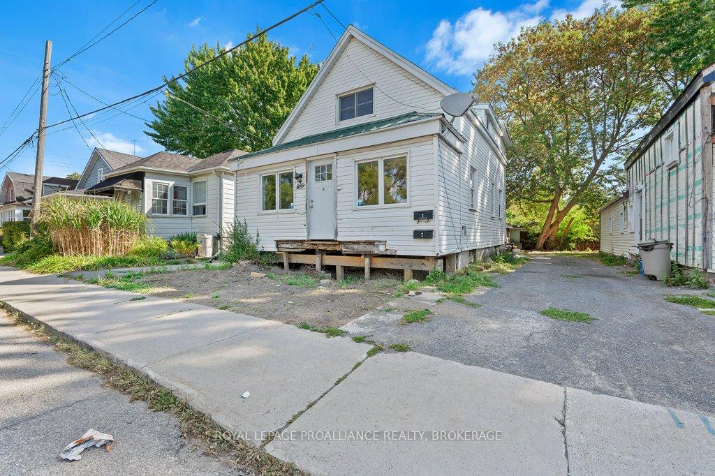 Photo 1 of 489 Alfred Street, Kingston, East of Sir John A. Blvd — HOMEH