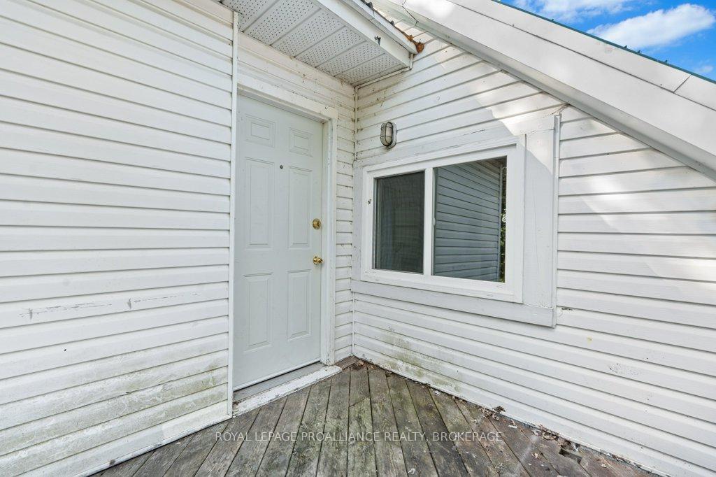 Photo 24 of 489 Alfred Street, Kingston, East of Sir John A. Blvd — HOMEH