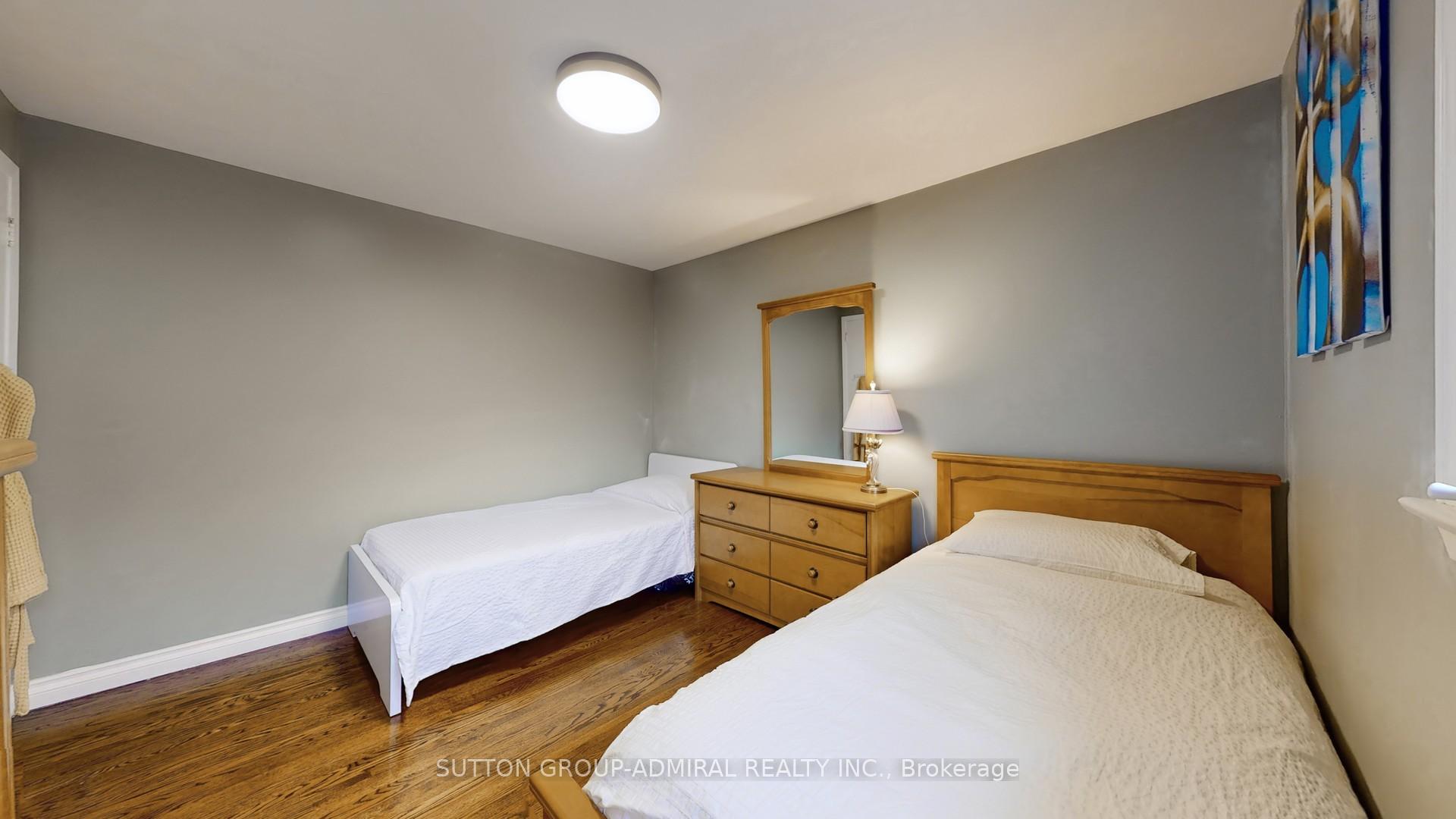 Photo 36 of 51 Blue Spruce Lane, Markham, Royal Orchard — HOMEH