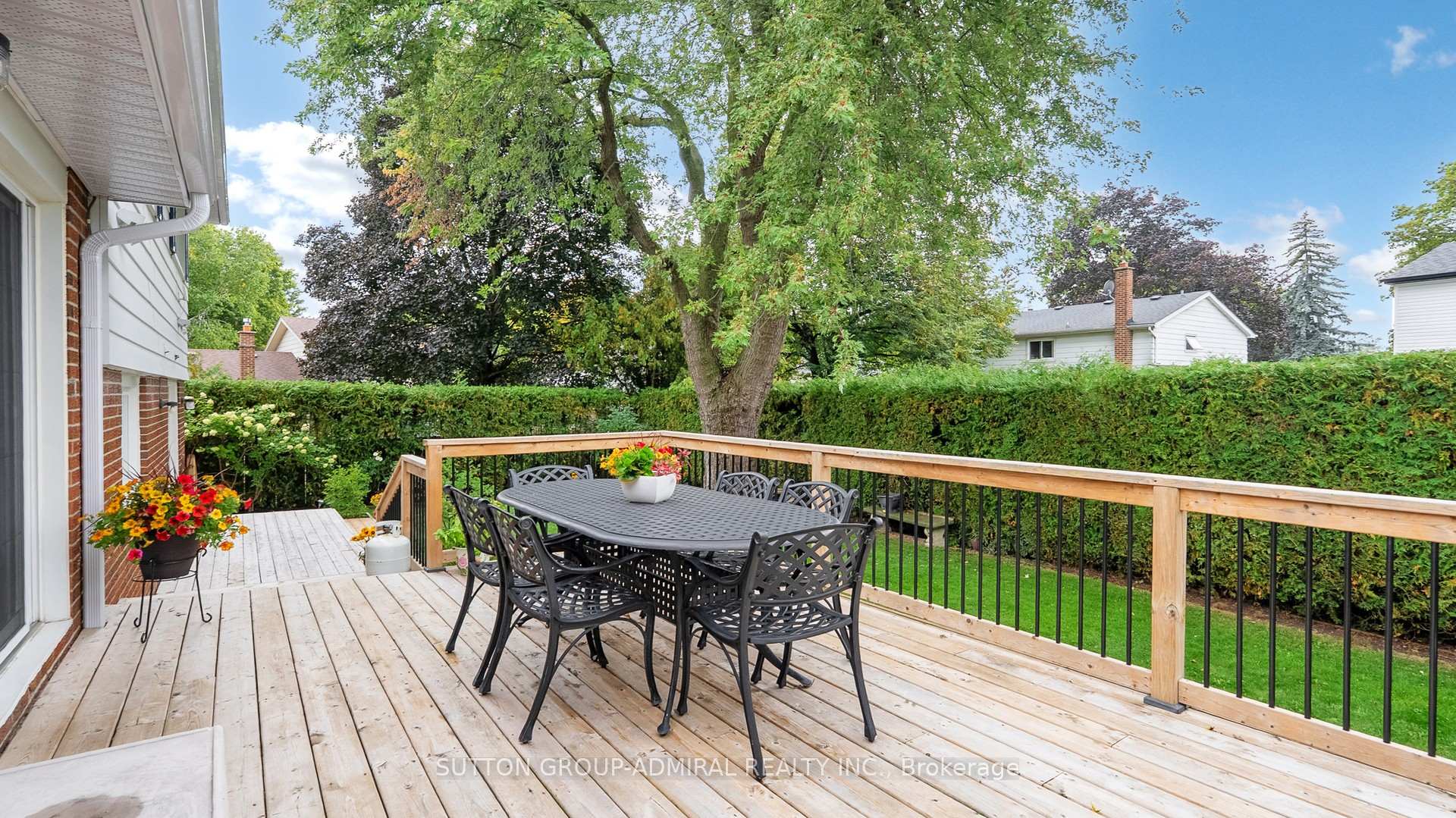 Photo 41 of 51 Blue Spruce Lane, Markham, Royal Orchard — HOMEH
