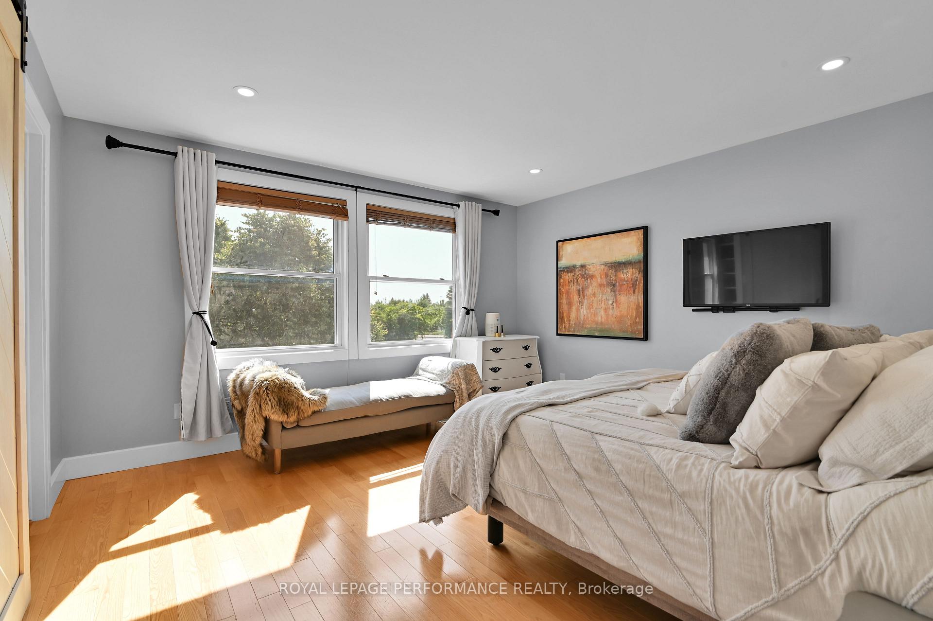 Photo 16 of 135 Acklam Terrace, Ottawa, Kanata - Morgan's Grant/South March — HOMEH