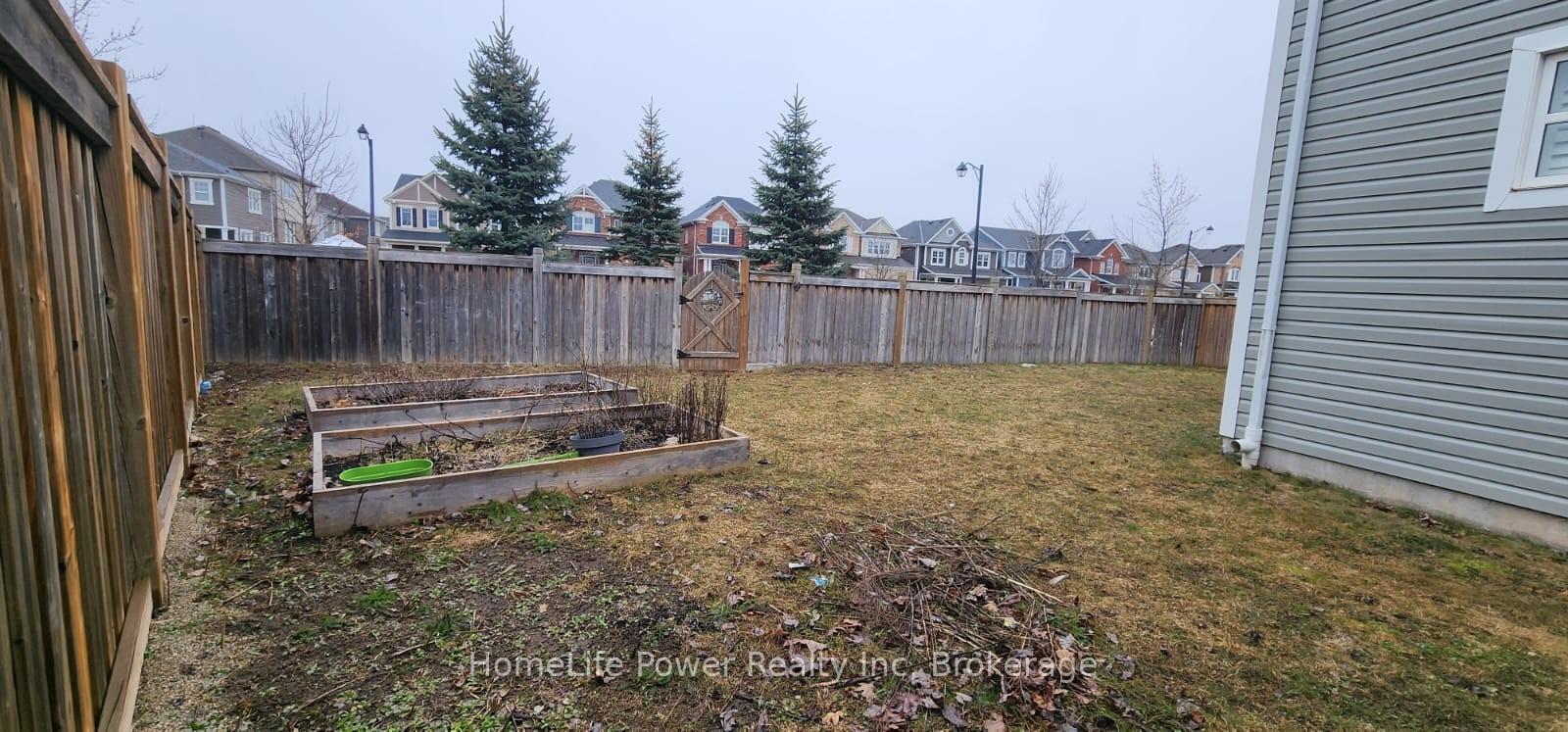 Photo 12 of Unit Basement, 322 Grovehill Crescent, Kitchener — HOMEH