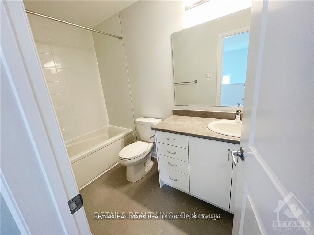 Photo 18 of 81 Osler Street, Ottawa, Kanata - Morgan's Grant/South March — HOMEH