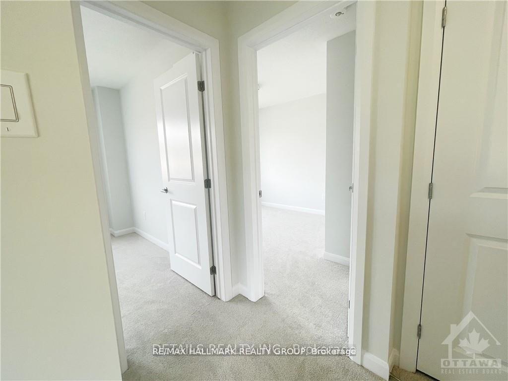 Photo 19 of 81 Osler Street, Ottawa, Kanata - Morgan's Grant/South March — HOMEH
