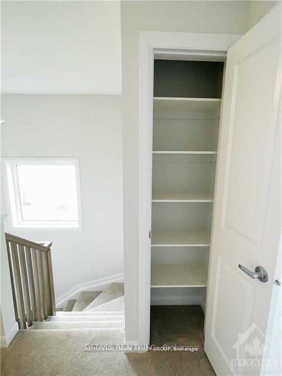 Photo 22 of 81 Osler Street, Ottawa, Kanata - Morgan's Grant/South March — HOMEH