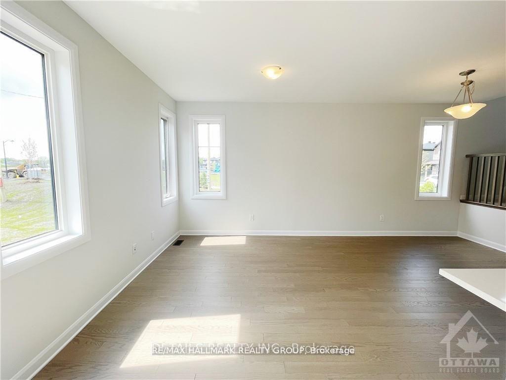 Photo 23 of 81 Osler Street, Ottawa, Kanata - Morgan's Grant/South March — HOMEH
