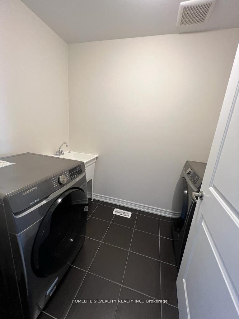 Photo 14 of 509 Beckview Crescent, Kitchener — HOMEH
