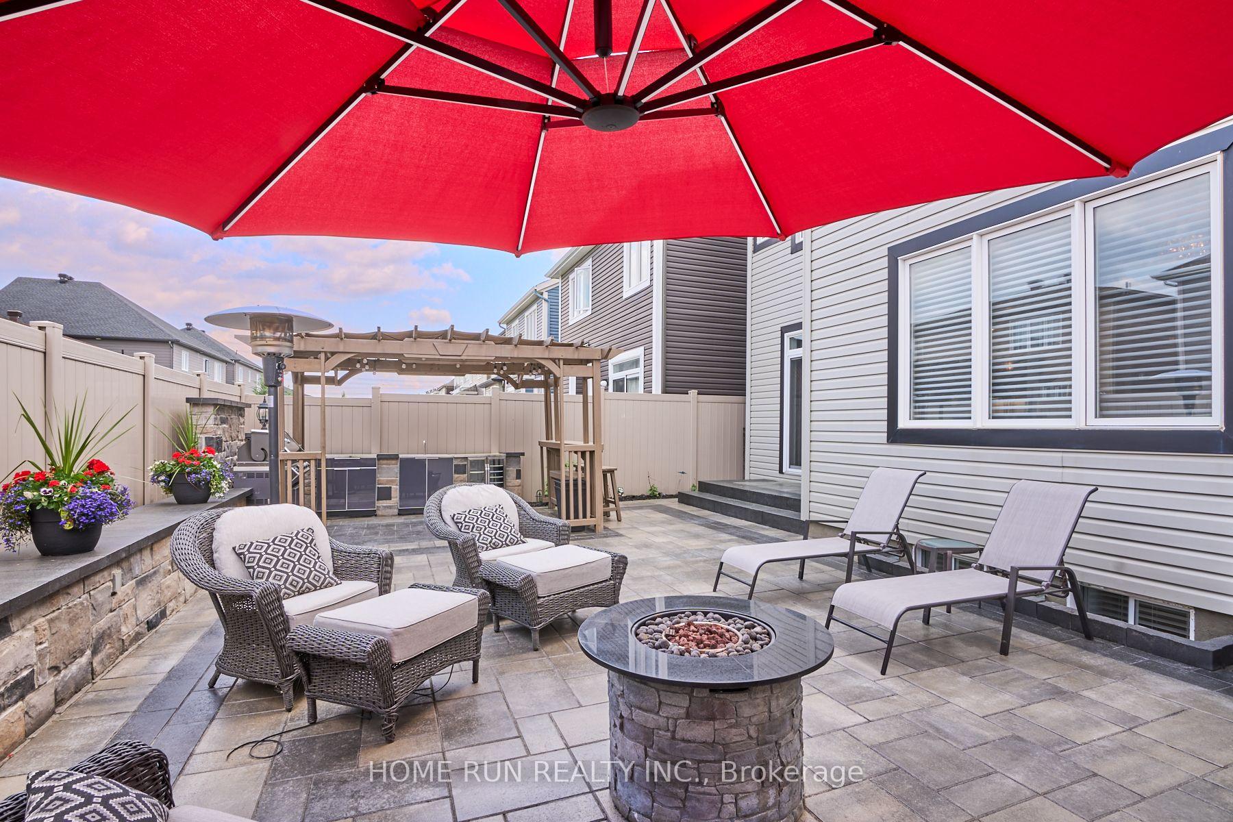 Photo 6 of 341 Rouncey Road, Ottawa, Kanata - Emerald Meadows/Trailwest — HOMEH